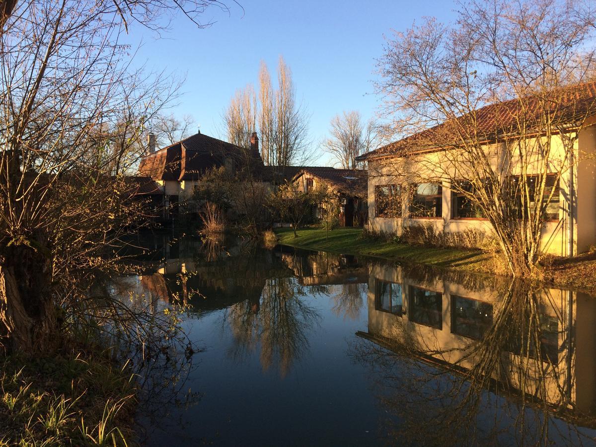Logis Hotel Le Chantoiseau Chaumont-sur-Aire Экстерьер фото