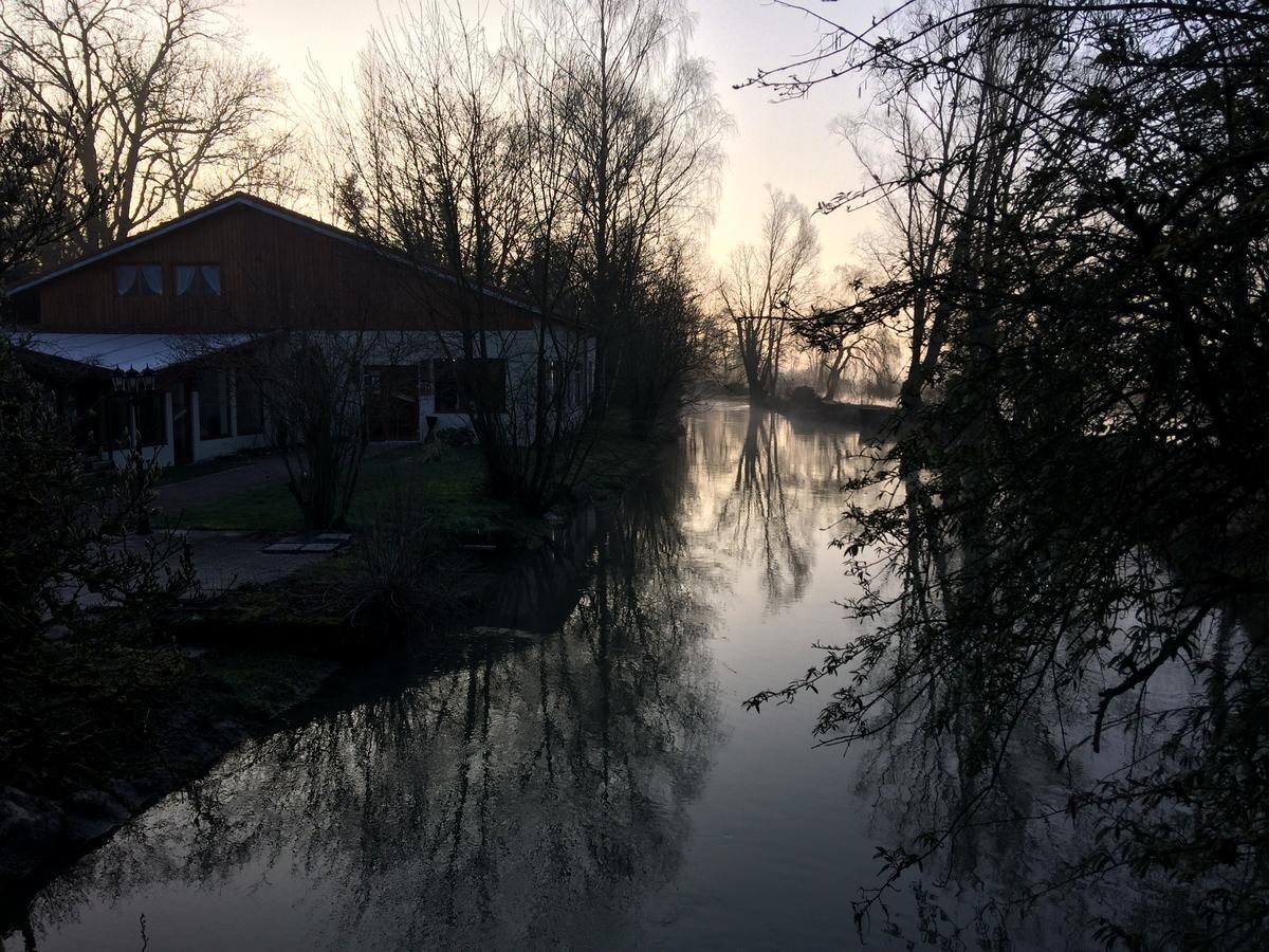 Logis Hotel Le Chantoiseau Chaumont-sur-Aire Экстерьер фото